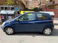 Usata Toyota Yaris 2002 Blu Utilitaria