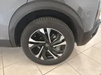 Usata Peugeot 2008 GT 130 CV (95 kW) 2023 Grigio SUV