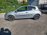 Usata Renault Clio II 75 CV (55 kW) 2006 Other Berlina