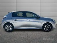 Usata Peugeot 208 Active 75 CV (55 kW) 2023 Grigio Utilitaria