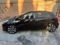 Usata Kia Rio 75 CV (55 kW) 2015 Nero Berlina
