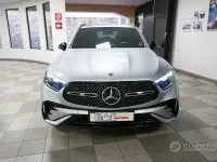 Usata Mercedes GLC200 AMG Line Premium 204 CV (150 kW) 2023 Argento SUV