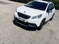 Usata Peugeot 2008 Allure 120 CV (88 kW) 2015 Bianco SUV