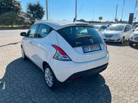 Usata Lancia Ypsilon S 69 CV (50 kW) 2013 Bianco Utilitaria