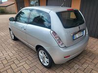 Usata Lancia Ypsilon 2011 Grigio Utilitaria