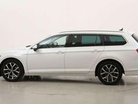 Usata VW Passat Executive 150 CV (110 kW) 2022 Bianco Station wagon