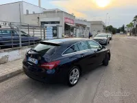 Usata Mercedes CLA180 109 CV (80 kW) 2018 Bluazzurro Coupé