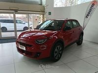 Nuova Fiat 600 Icon 136 CV (100 kW) 2025 Rosso SUV