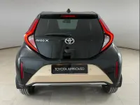 Second-hand Toyota Aygo X Lounge 72 CP (52 kW) 2022 Bej SUV