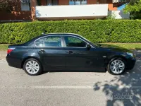 Usata BMW 530 231 CV (169 kW) 2006 Nero Berlina
