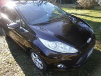 Usata Ford Fiesta Titanium 68 CV (50 kW) 2011 Lilla Berlina