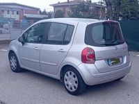 Usata Renault Modus 75 CV (55 kW) 2012 Argento Monovolume