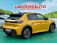 Usata Peugeot 208 GT-line 101 CV (74 kW) 2020 Giallo Utilitaria