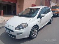 Usata Fiat Punto Lounge 77 CV (56 kW) 2014 Bianco Utilitaria