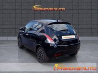 Usata Lancia Ypsilon Gold 69 CV (50 kW) 2024 Nero Utilitaria