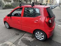 Usata Hyundai i10 Comfort 69 CV (50 kW) 2011 Rosso Utilitaria