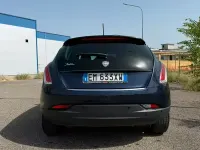 Usata Lancia Delta 105 CV (77 kW) 2012 Bluazzurro Utilitaria