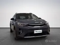 Usata Kia Stonic Urban 84 CV (61 kW) 2022 Grigio metallizzato SUV