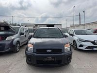 Usata Ford Fusion 70 CV (51 kW) 2007 Grigio Utilitaria