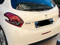 Usata Peugeot 208 2019 Bianco Utilitaria