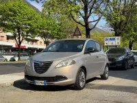 Usata Lancia Ypsilon 69 CV (50 kW) 2012 Beige Utilitaria