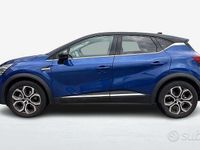 Usata Renault Captur Techno 145 CV (106 kW) 2022 Blu scuro SUV