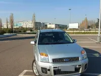 Usata Ford Fusion 68 CV (50 kW) 2008 Grigio Utilitaria