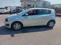 Usata Chevrolet Aveo LS 84 CV (61 kW) 2013 Argento Berlina