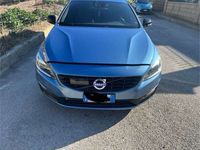 usata Volvo V60 2.0 d4 R-design Momentum 181cv geartronic