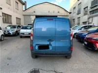 Usata Renault Kangoo 110 CV (80 kW) 2018 Blu Monovolume