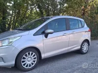 Usata Ford B-MAX 75 CV (55 kW) 2017 Grigio Monovolume