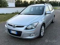 Usata Hyundai i30 90 CV (66 kW) 2010 Grigio Station wagon