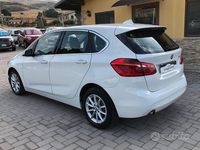 Usata BMW 216 Active Tourer Advantage 116 CV (85 kW) 2017 Bianco Monovolume