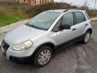 Usata Fiat Sedici 120 CV (88 kW) 2008 Grigio SUV