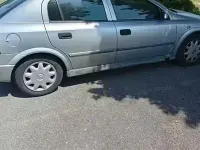 Usata Opel Astra 90 CV (66 kW) 2000 Grigio Berlina