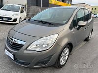 Usata Opel Meriva 101 CV (74 kW) 2011 Grigio Monovolume