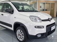 Usata Fiat Panda 4x4 S 84 CV (61 kW) 2018 Bianco Utilitaria