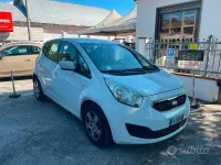 Usata Kia Venga Active 90 CV (66 kW) 2014 Bianco Utilitaria