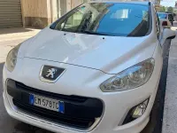Usata Peugeot 308 Business-Line 112 CV (82 kW) 2012 Bianco Berlina
