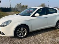 Usata Alfa Romeo Giulietta Super 120 CV (88 kW) 2016 Bianco Utilitaria