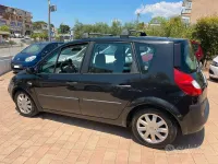 Usata Renault Scénic 106 CV (77 kW) 2008 Grigio Monovolume