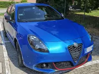 Usata Alfa Romeo Giulietta Veloce 170 CV (125 kW) 2020 Bluazzurro Utilitaria