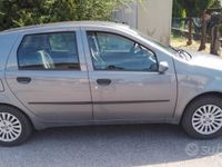 Usata Fiat Punto Classica 60 CV (44 kW) 2005 Grigio Utilitaria