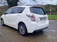 Usata Toyota Verso 2016 Bianco Monovolume