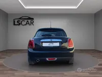 Używany Mini Cooper Business 136 KM (100 kW) 2021 Czarny Hatchback