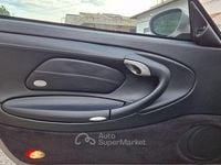 Usata Porsche 911 320 CV (235 kW) 2002 Gray Cabrio