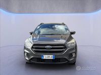Usata Ford Kuga ST-Line 120 CV (88 kW) 2017 Grigio SUV