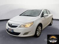 Usata Opel Astra Cosmo 110 CV (80 kW) 2010 Bianco Berlina