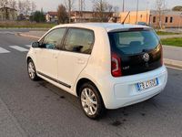 usata VW up! club