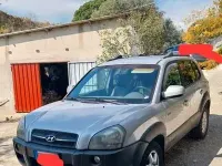 Usata Hyundai Tucson 112 CV (82 kW) 2004 Grigio SUV